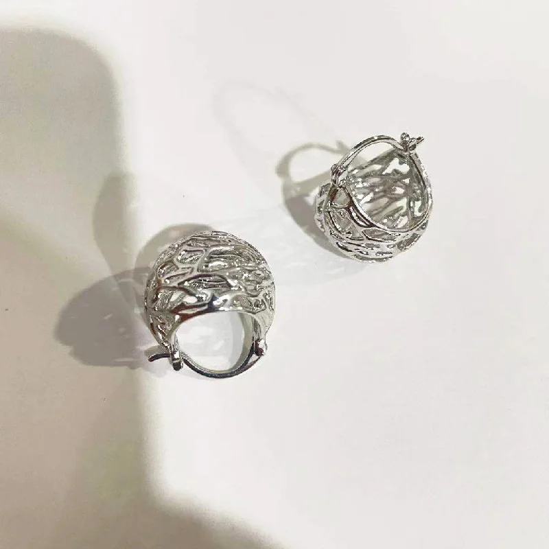 Silver (Hollow Stud Earrings)