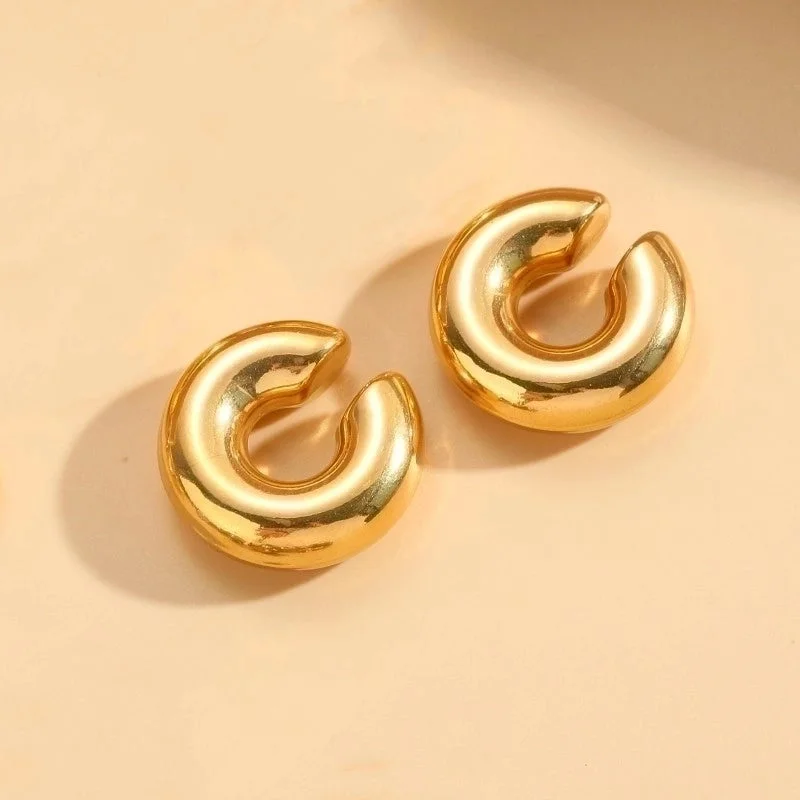 Glossy Hollow Ear Clip Gold