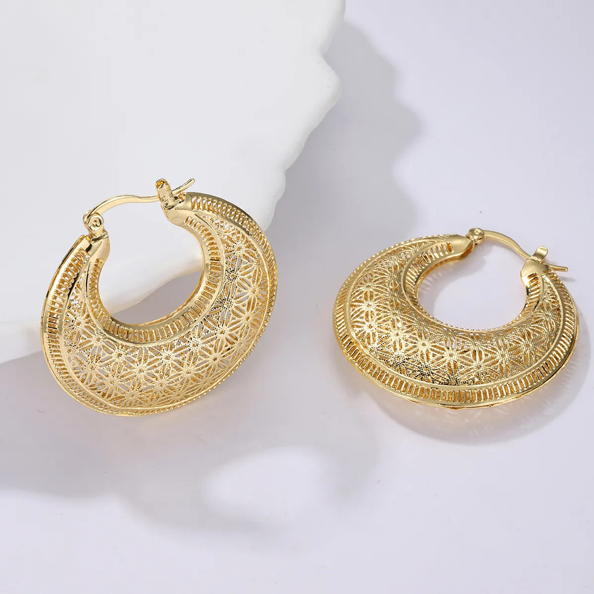 Classic diamond drop earrings for ladies -1 Pair IG Style Geometric Plating Hollow Out Iron 18K Gold Plated Earrings