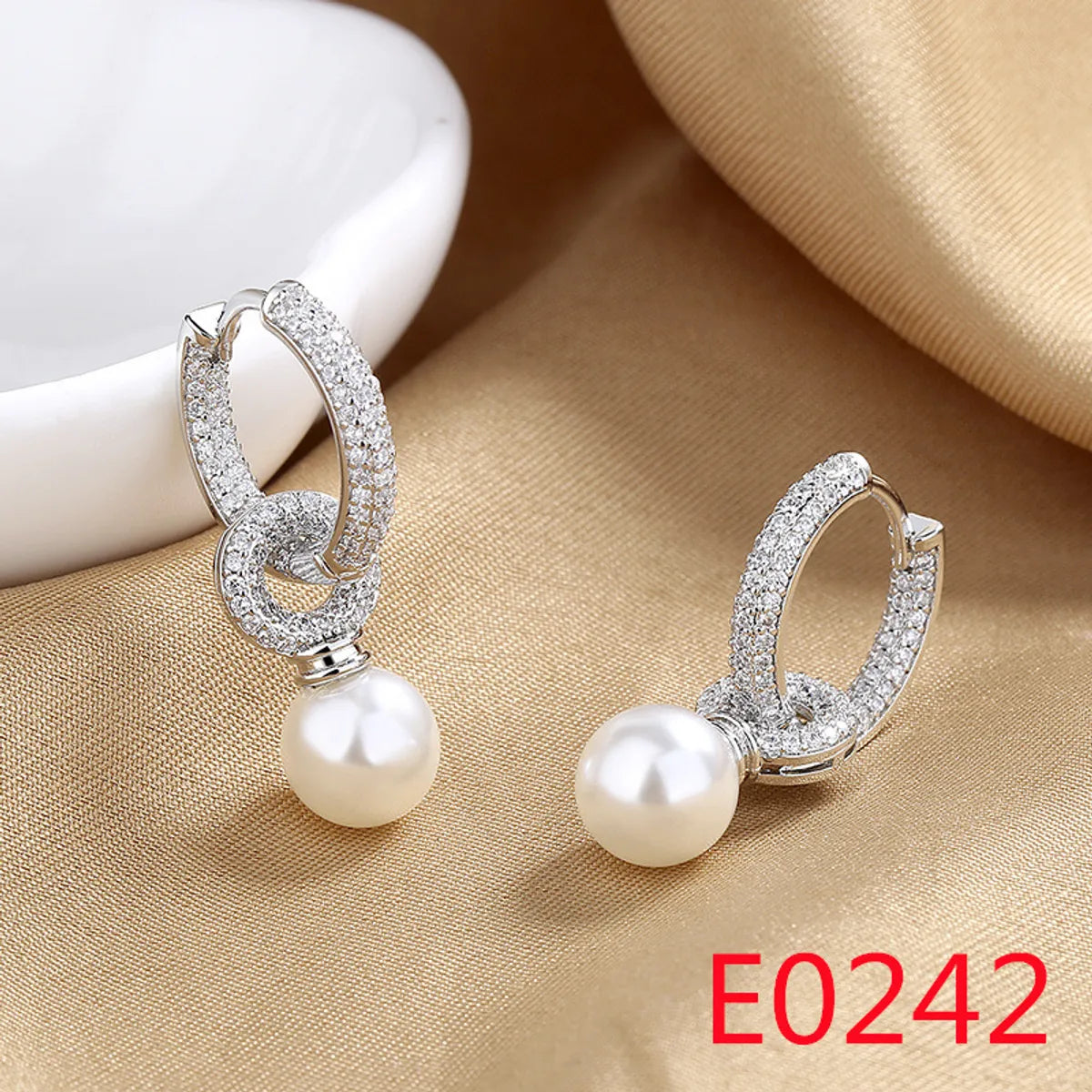 E0242 (Silver)