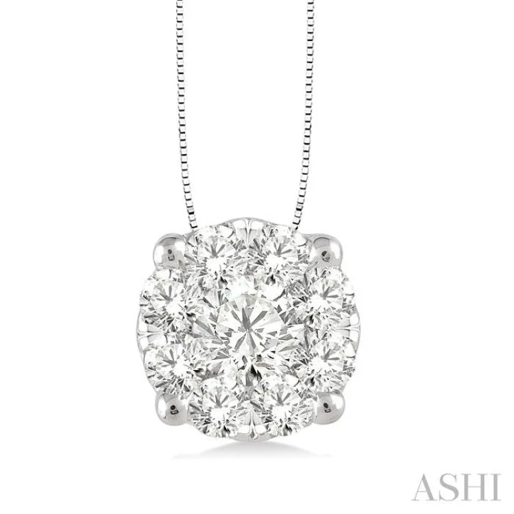 necklaces for stylish women -1/2 Ctw Lovebright Round Cut Diamond Pendant in 14K White Gold with Chain