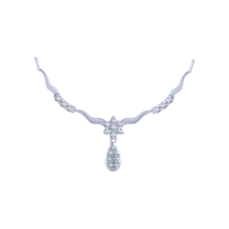 necklaces for fashion lovers -18KT (750) White Gold And Diamond Pendant For Women