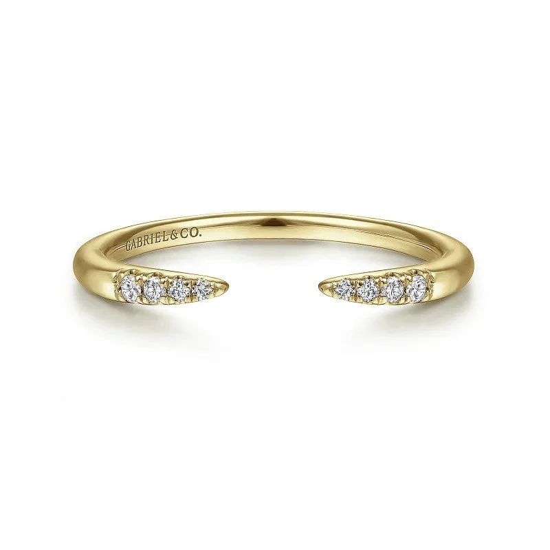 Ladies star-shaped engagement rings -14K Yellow Gold Open Diamond Tipped Stackable Ring