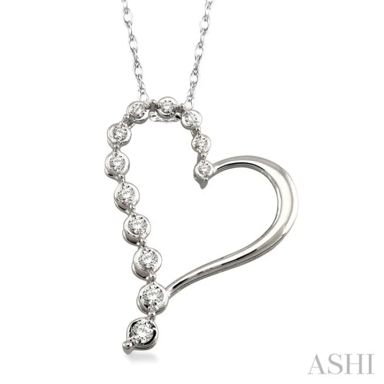 necklaces stylish affordable -1/4 Ctw Round Cut Diamond Half Journey Heart Pendant in 14K White Gold with Chain