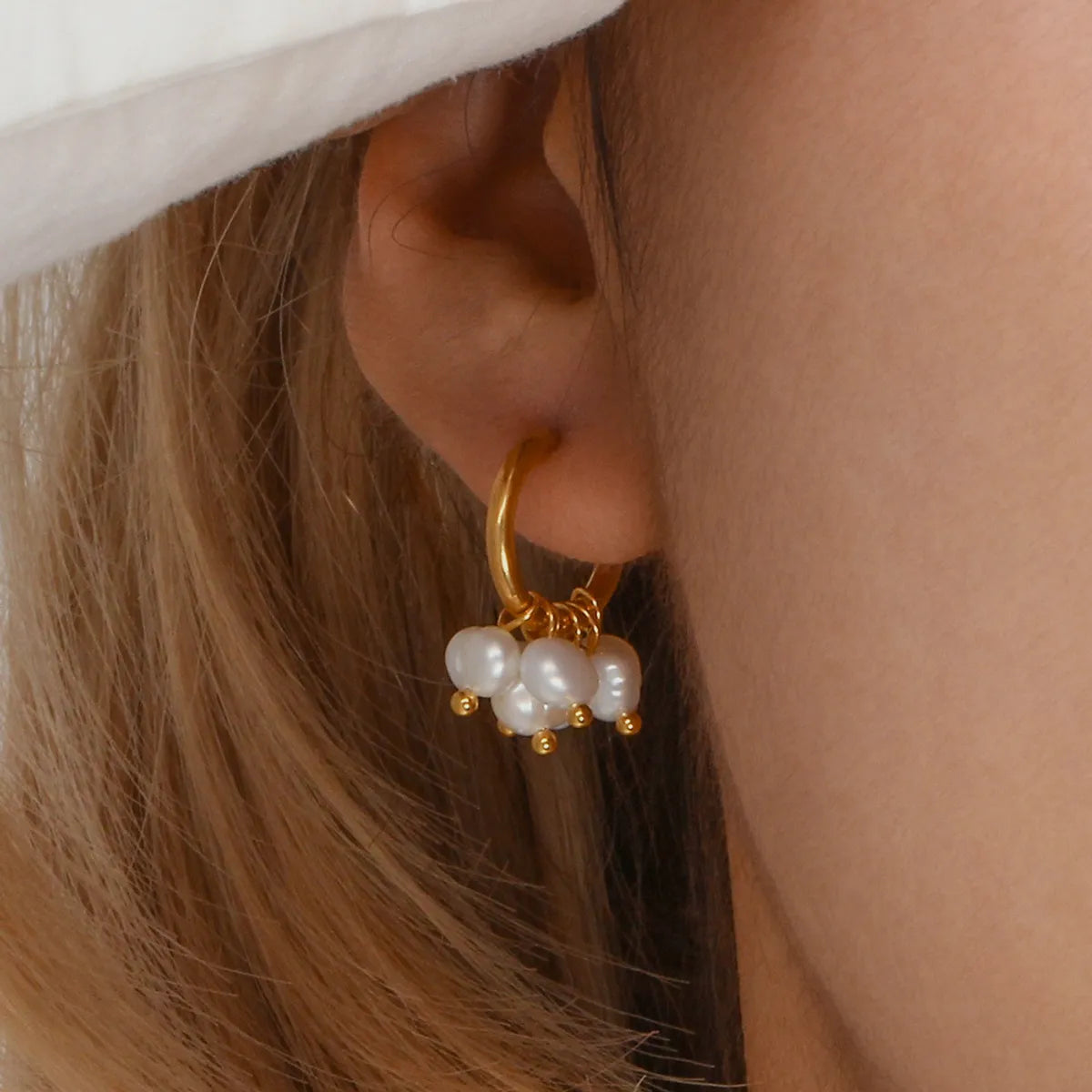 Dainty diamond earrings for women -Elegant C Shape Plating Metal Artificial Pearls Gold Plated Ear Studs