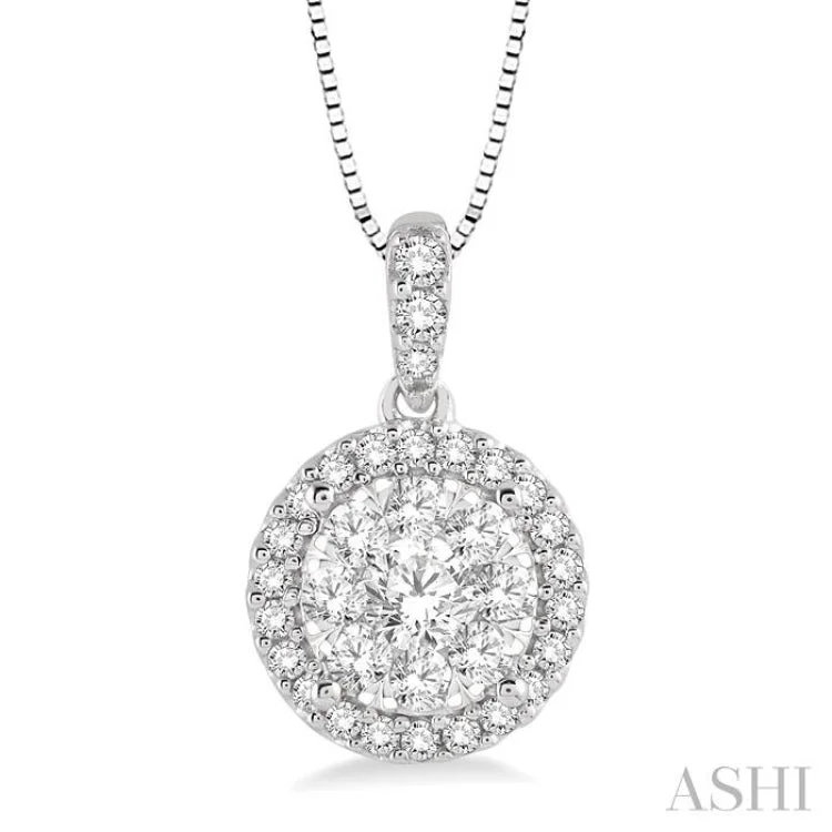 necklaces with blue sapphire -1/3 Ctw Round Cut Diamond Lovebright Pendant in 14K White Gold with Chain