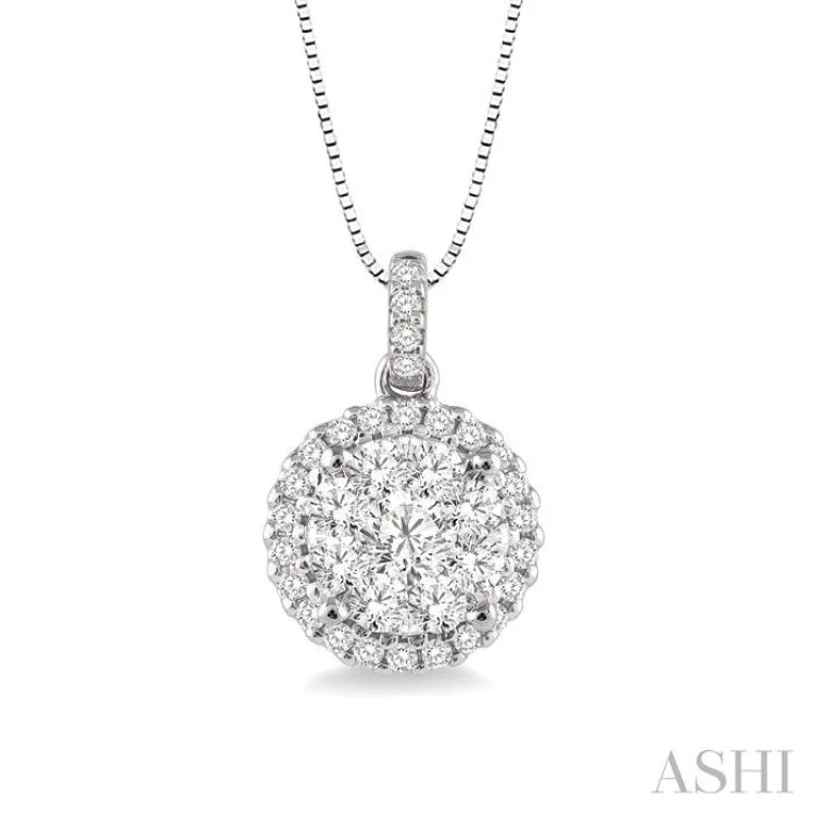 necklaces with blue topaz -1/2 Ctw Lovebright Round Cut Diamond Pendant in 14K White Gold with Chain