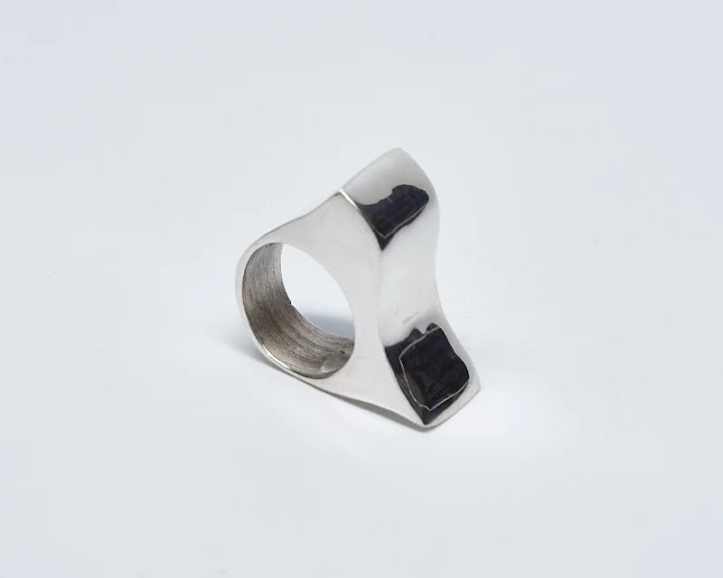 ladies rings timeless beauty -Thick Silver Wave Wax Cast Ring