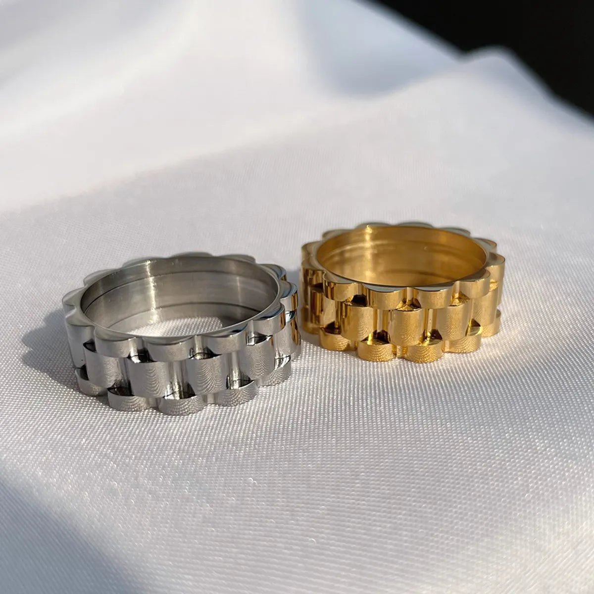 ladies rings layered stackable look -Casual Simple Style Solid Color Titanium Steel Rings In Bulk